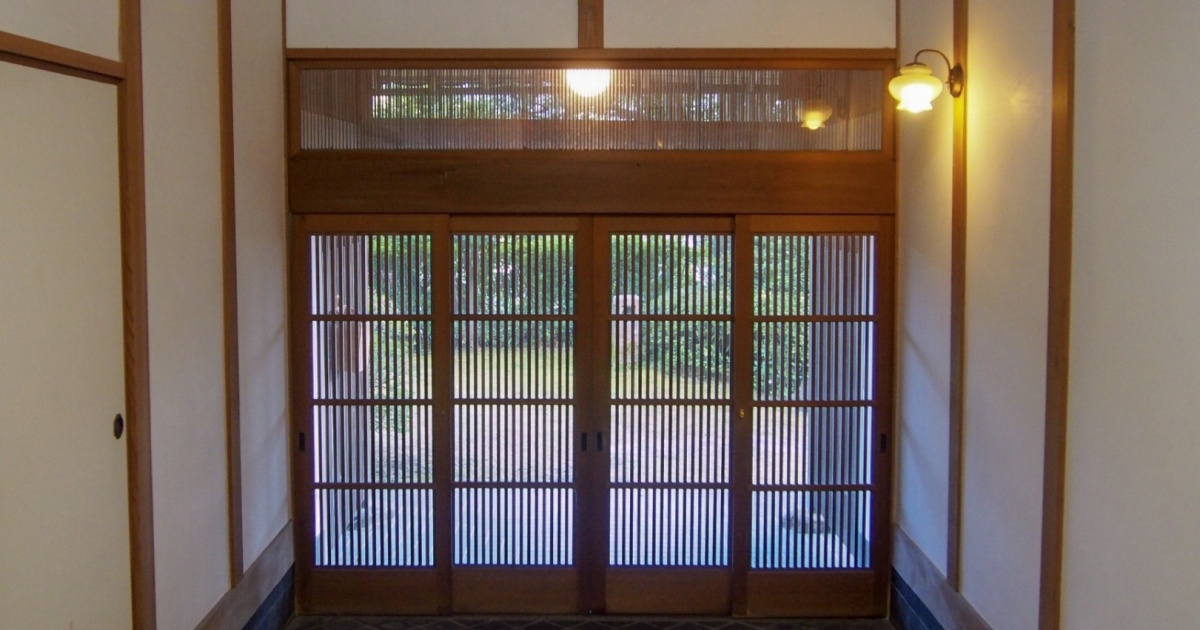 玄関ドア引き戸