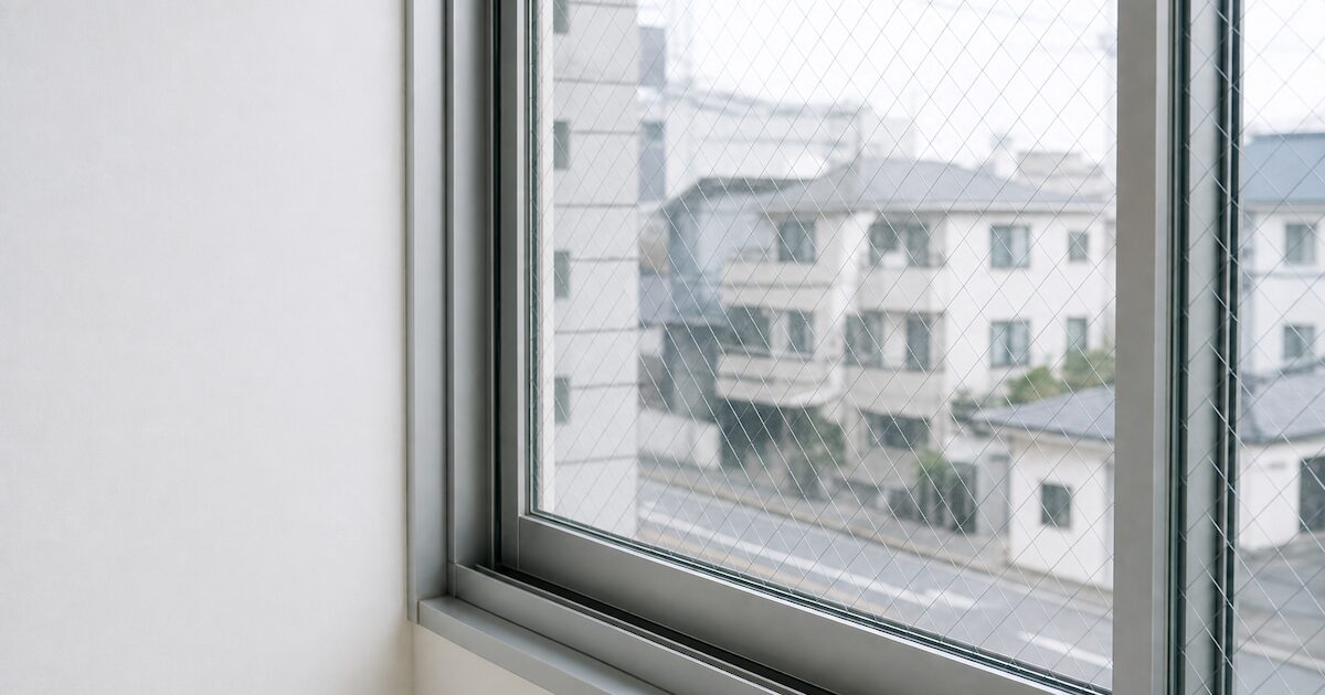 網入りガラス